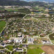 Klæbu (Trøndelag) vor den Toren Trondheims